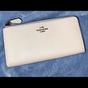 Coach L-Zip Crossgrain Leather Wallet F37985